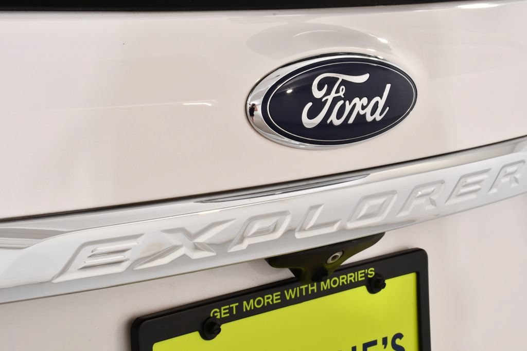 Used 2017 Ford Explorer XLT AWD/4WD image 24
