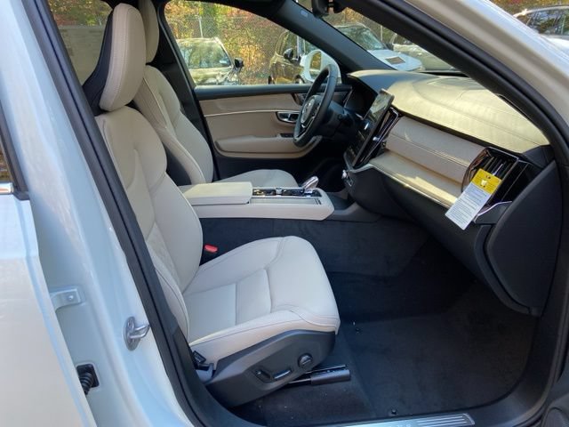 New 2026 Volvo XC90 B6 Plus AWD/4WD image 18