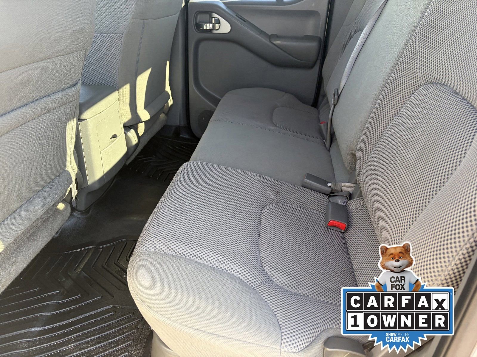 Used 2021 Nissan Frontier SV w/ Midnight Edition Floor Mats RWD image 18