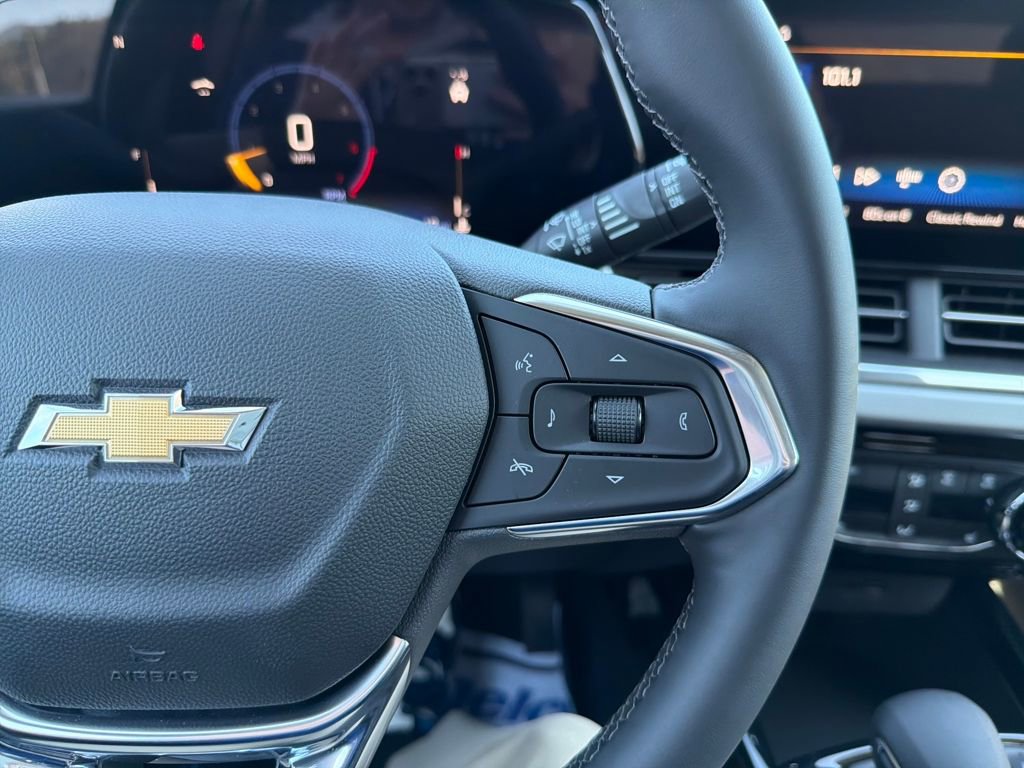 New 2025 Chevrolet Trax LT w/ Driver Confidence Package image 19