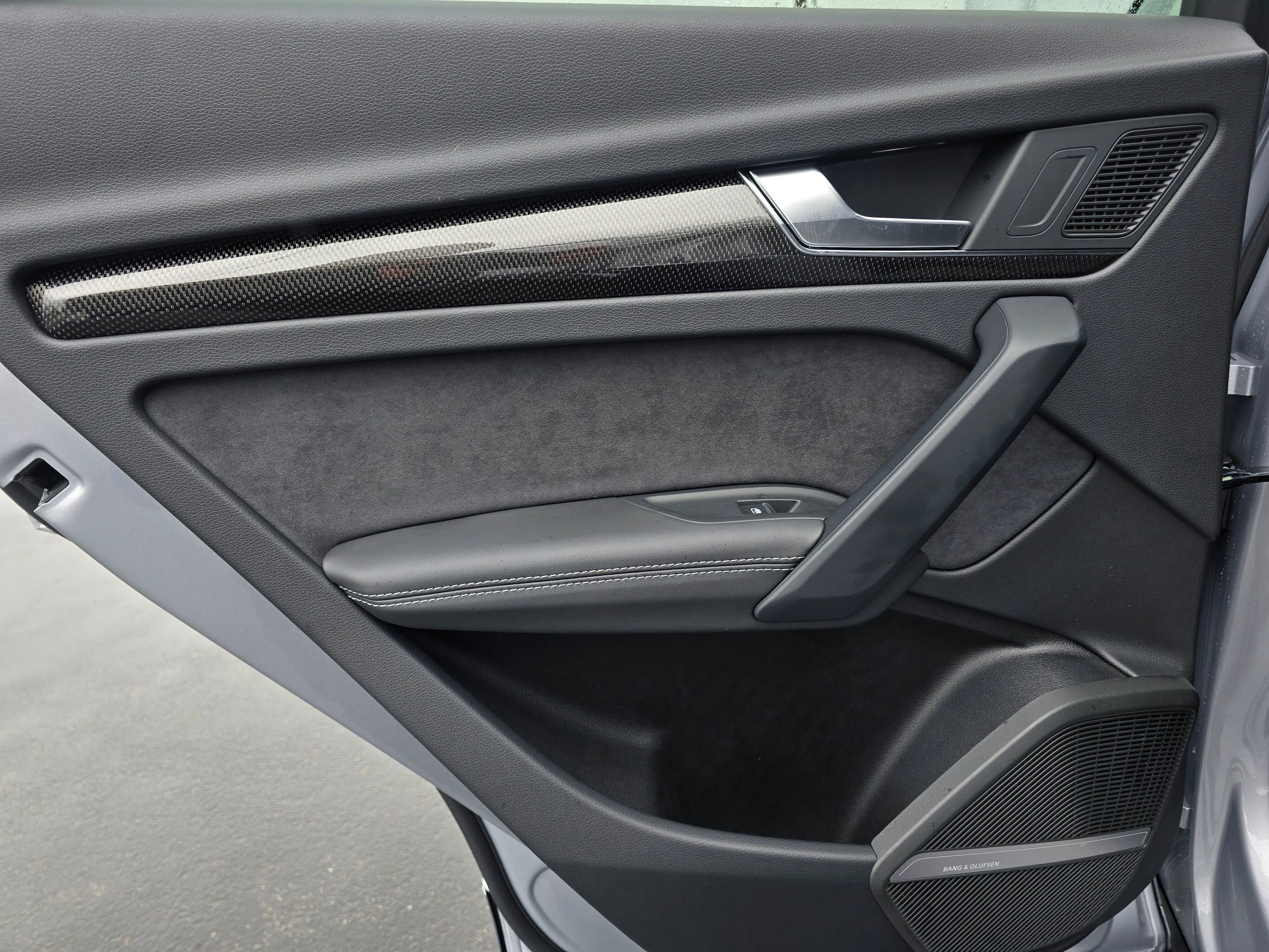 Certified 2025 Audi SQ5 Premium Plus w/ Premium Plus Package image 21