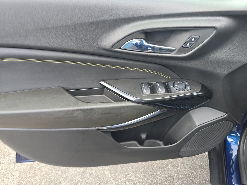 Used 2024 Chevrolet Trax LT image 14