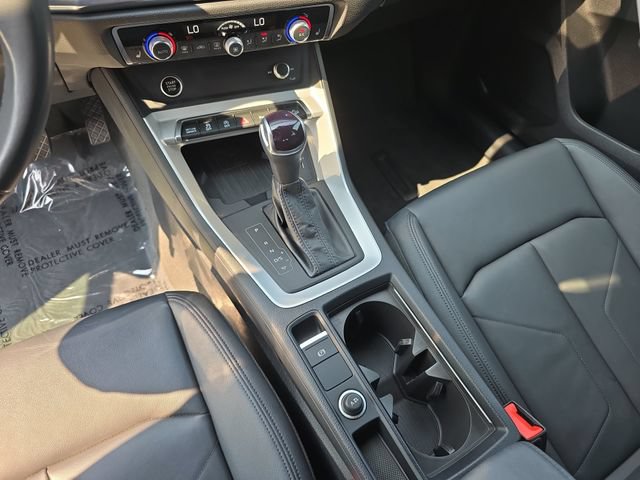 Certified 2024 Audi Q3 2.0T Premium w/ Convenience Package AWD/4WD image 25