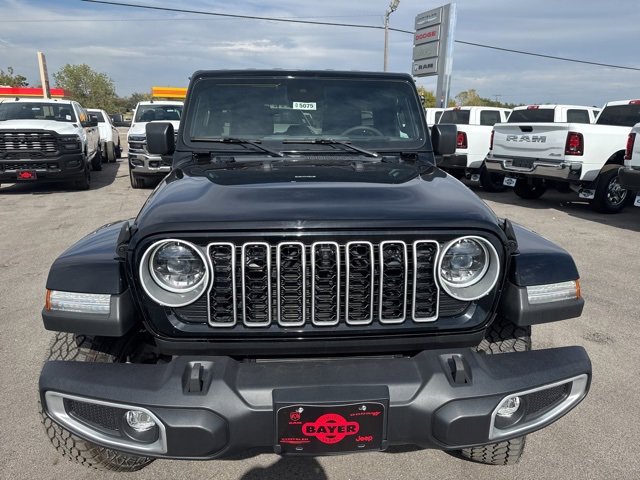 Used 2024 Jeep Wrangler Sahara w/ Technology Group image 8