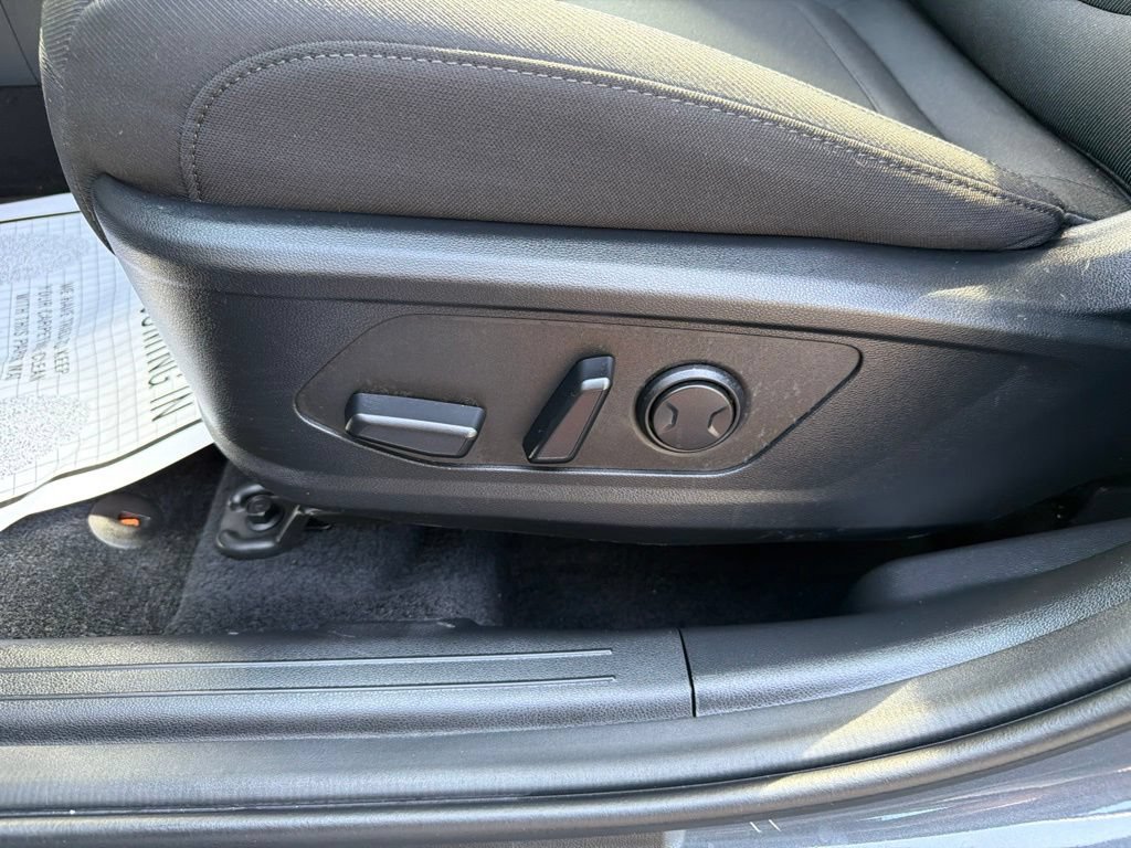 Used 2025 Hyundai Tucson SEL FWD image 16