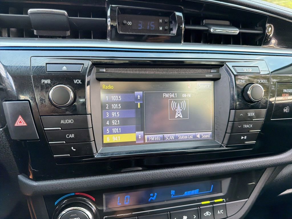 Used 2015 Toyota Corolla S w/ Body Protection Package #1 FWD image 10