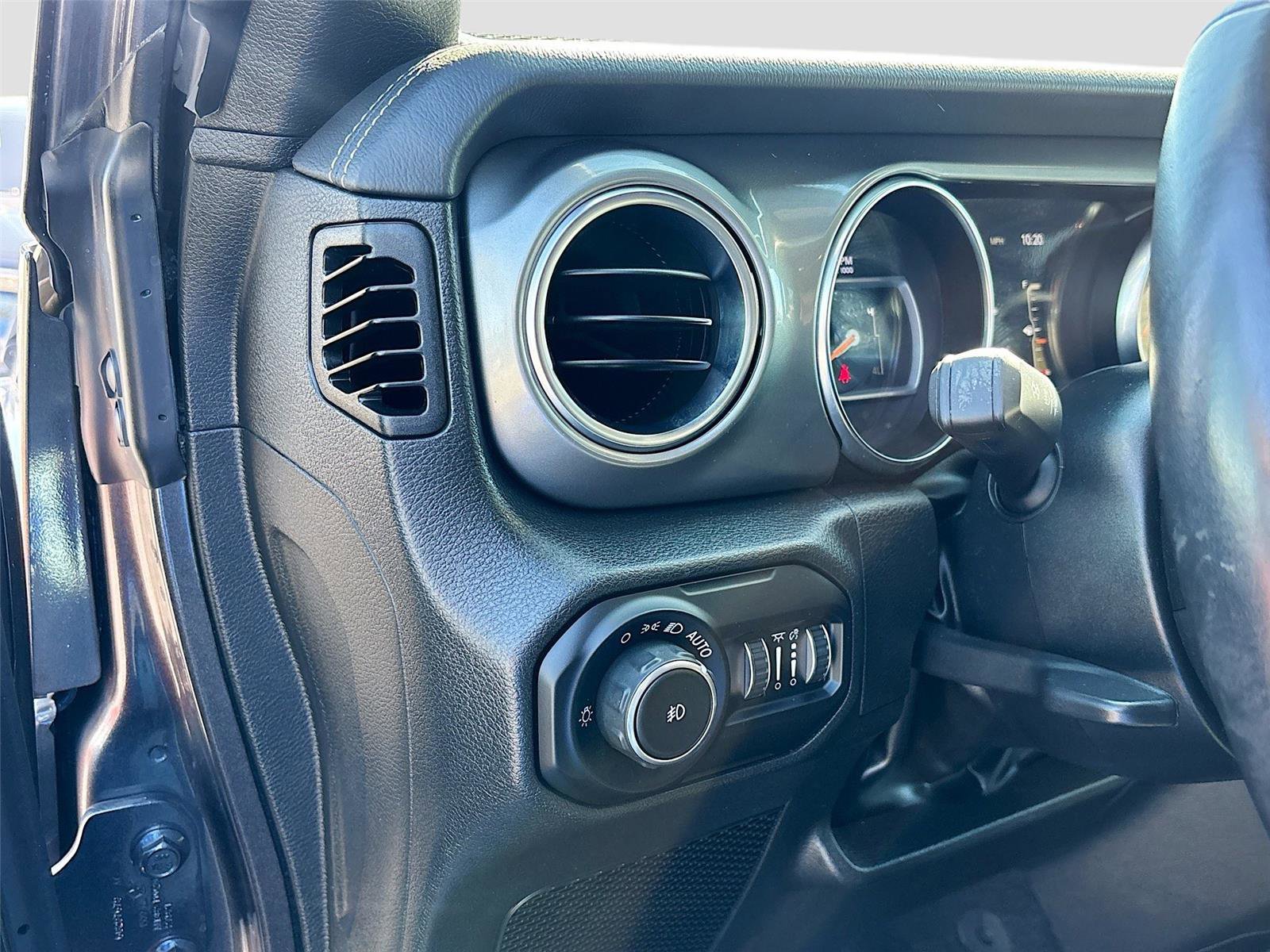 Used 2022 Jeep Wrangler Unlimited Sahara w/ LED Lighting Group image 11