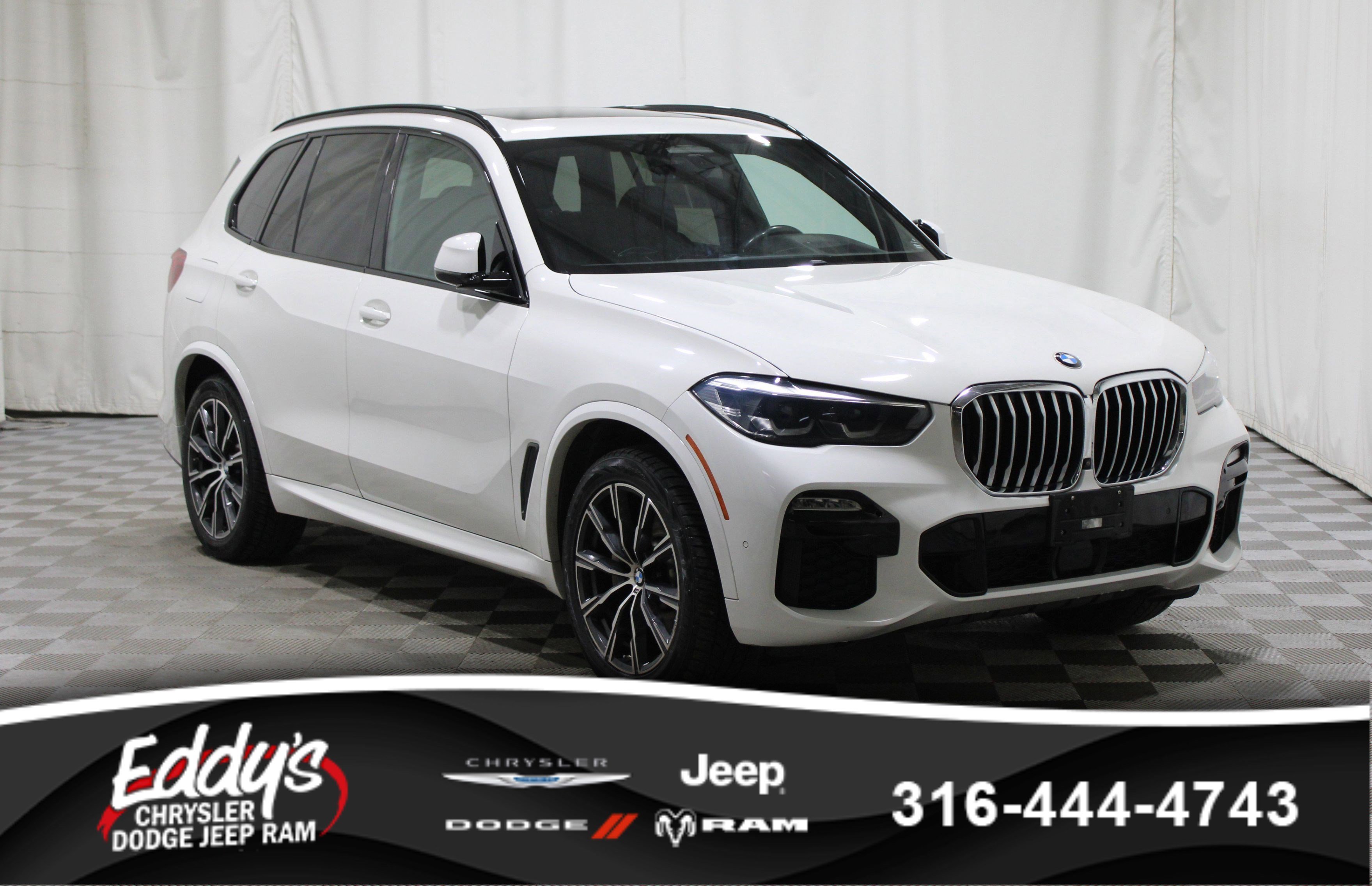 Used 2019 BMW X5 xDrive40i w/ M Sport Package image 1