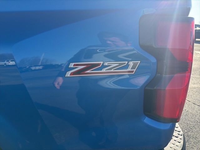 Used 2023 Chevrolet Colorado Z71 w/ Z71 Convenience Package 2 image 10