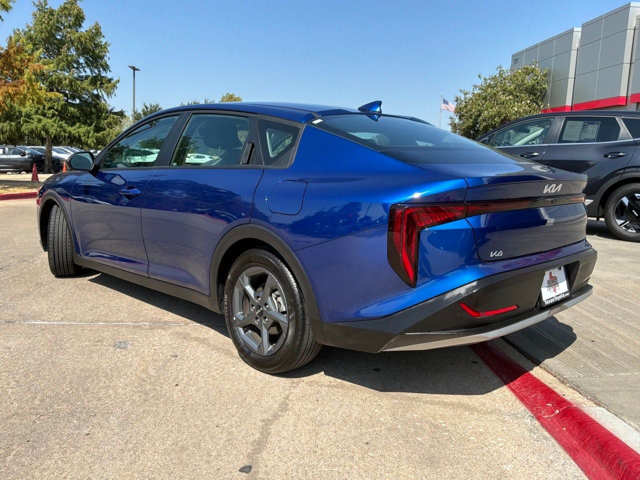 Used 2025 Kia K4 FWD image 8
