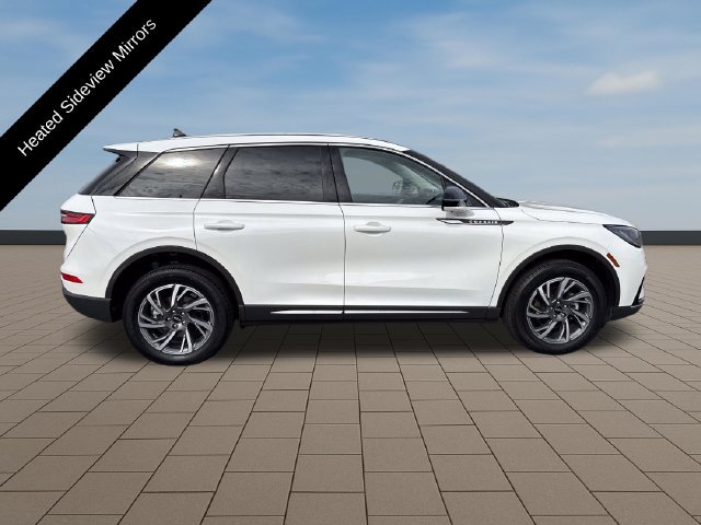 Used 2023 Lincoln Corsair AWD w/ Equipment Group 101A image 8