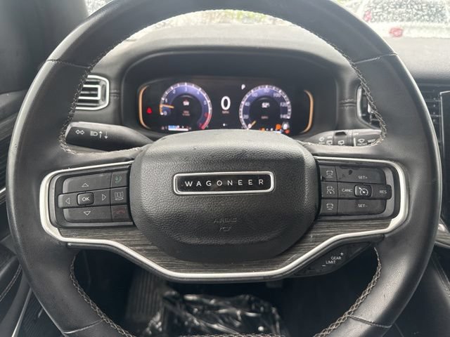 Used 2022 Jeep Wagoneer Series III AWD/4WD image 14
