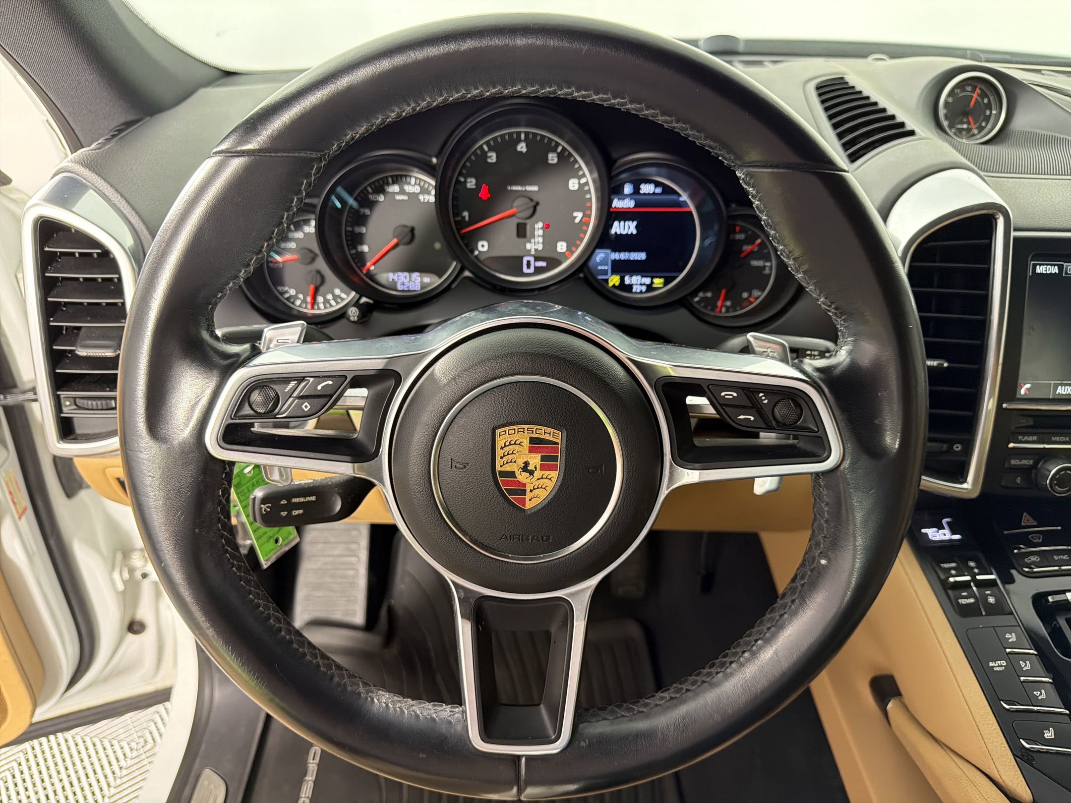 Used 2016 Porsche Cayenne AWD/4WD image 18