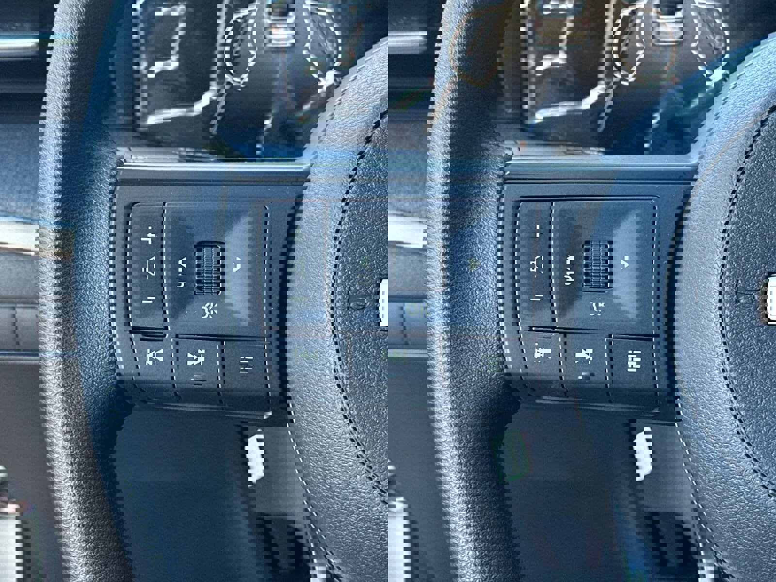 New 2026 Nissan Kicks SV image 24