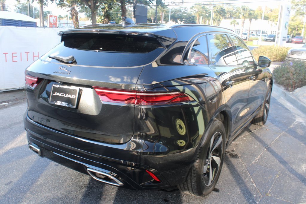 Used 2024 Jaguar F-PACE R-Dynamic S image 7