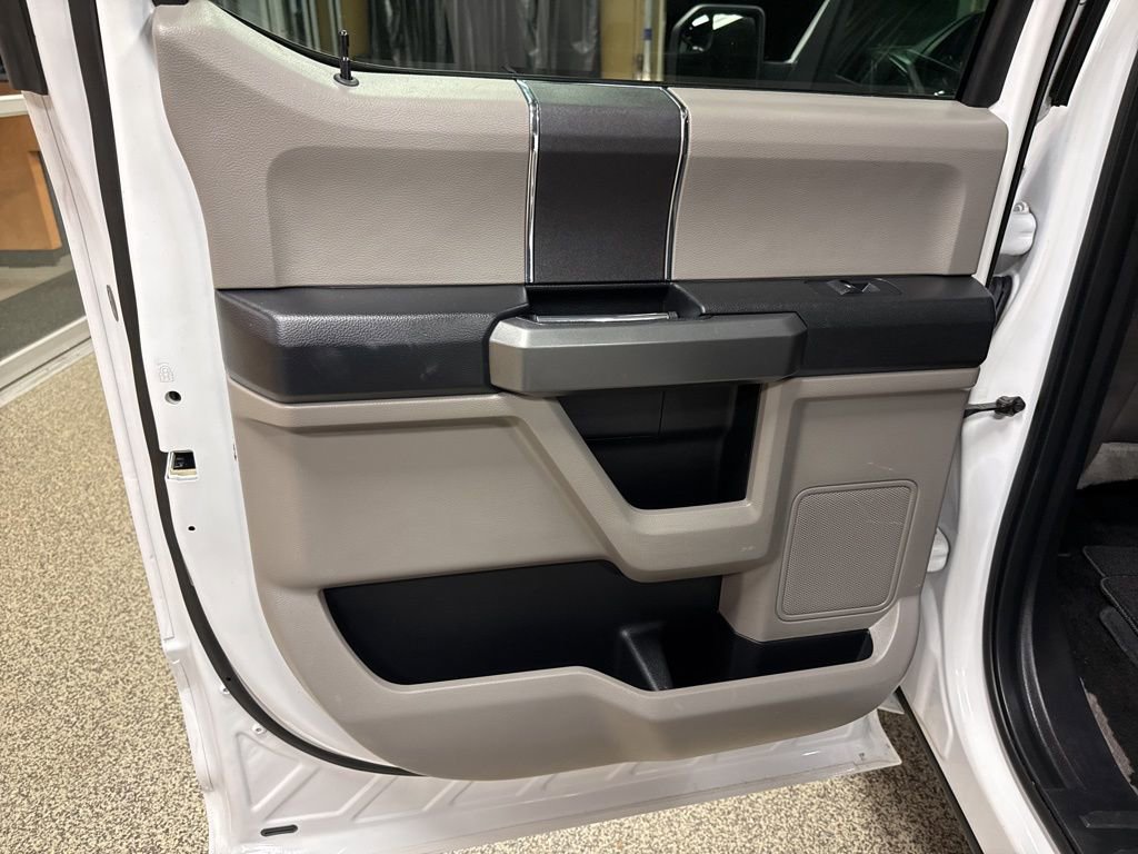 Used 2018 Ford F150 XLT image 46