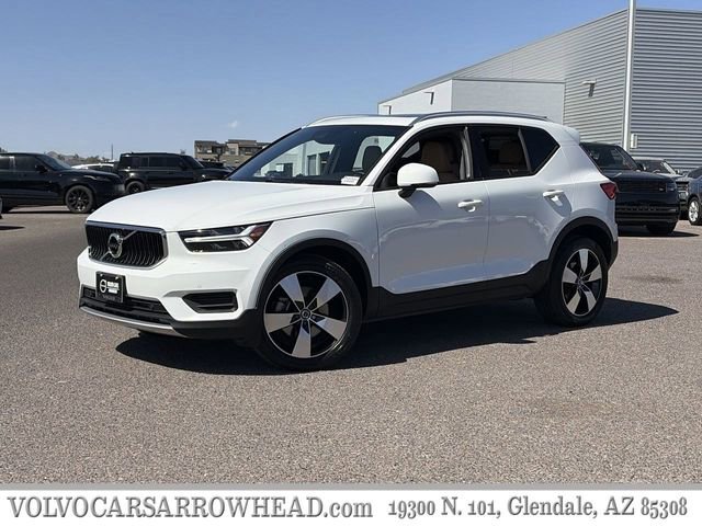 Used 2020 Volvo XC40 T5 Momentum w/ Protection Package Premier