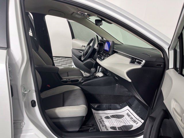 Used 2023 Toyota Corolla LE w/ LE Convenience Package FWD image 38