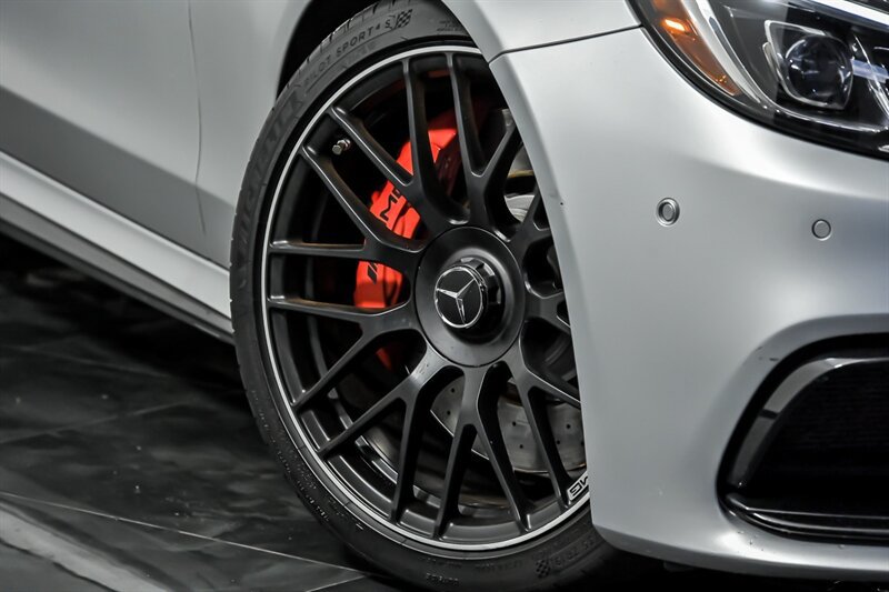 Used 2018 Mercedes-Benz C 63 AMG S image 3