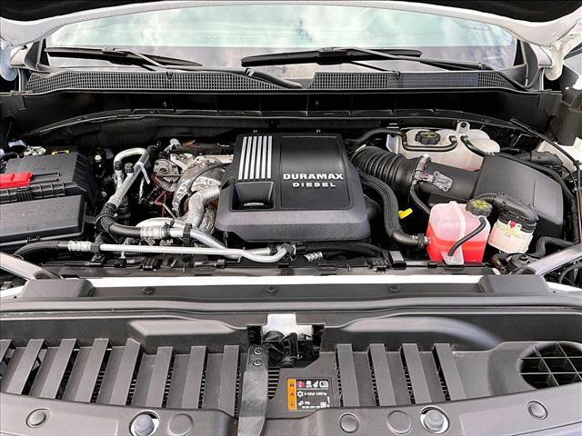 Used 2025 Chevrolet Silverado 1500 LT w/ Leather Package image 11