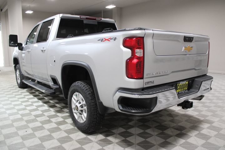 Used 2023 Chevrolet Silverado 2500 LT w/ Convenience Package AWD/4WD image 8