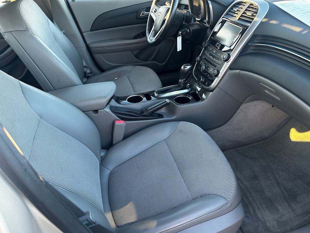 Used 2014 Chevrolet Malibu LT image 14