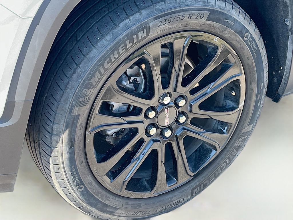 Used 2023 GMC Acadia SLT w/ Elevation Edition image 31