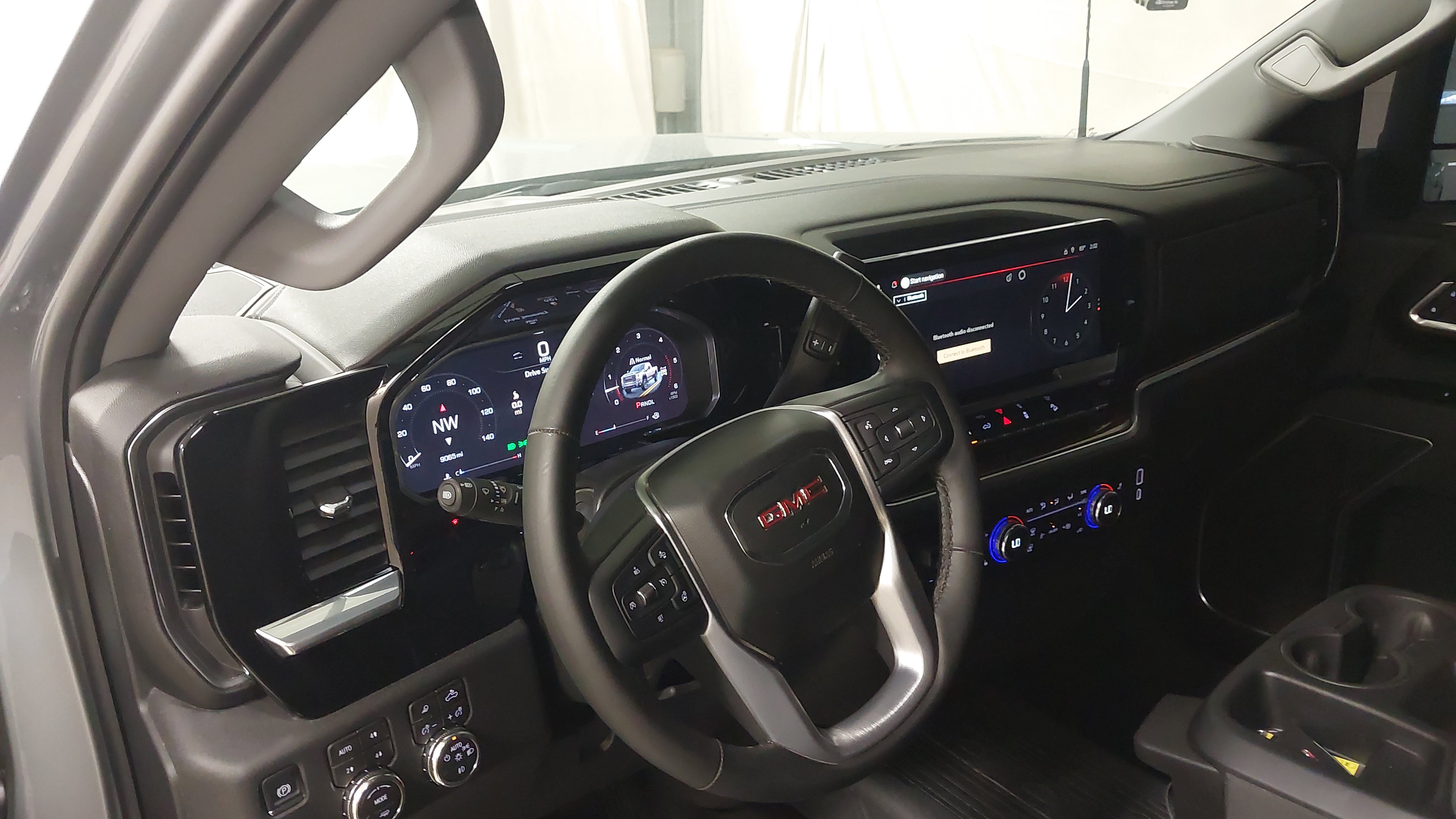 Used 2026 GMC Sierra 3500 SLE w/ SLE Value Package AWD/4WD image 17