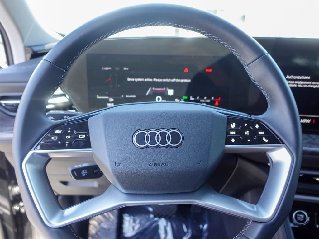 Used 2025 Audi Q5 Premium w/ Convenience Package AWD/4WD image 20