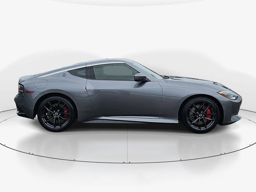 Used 2025 Nissan Z Performance w/ Floor Mat Package RWD image 4