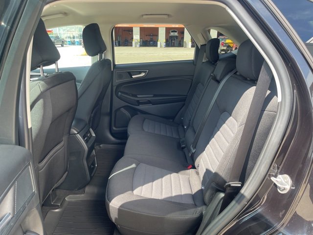 New 2024 Ford Edge SE w/ Black Appearance Package image 15