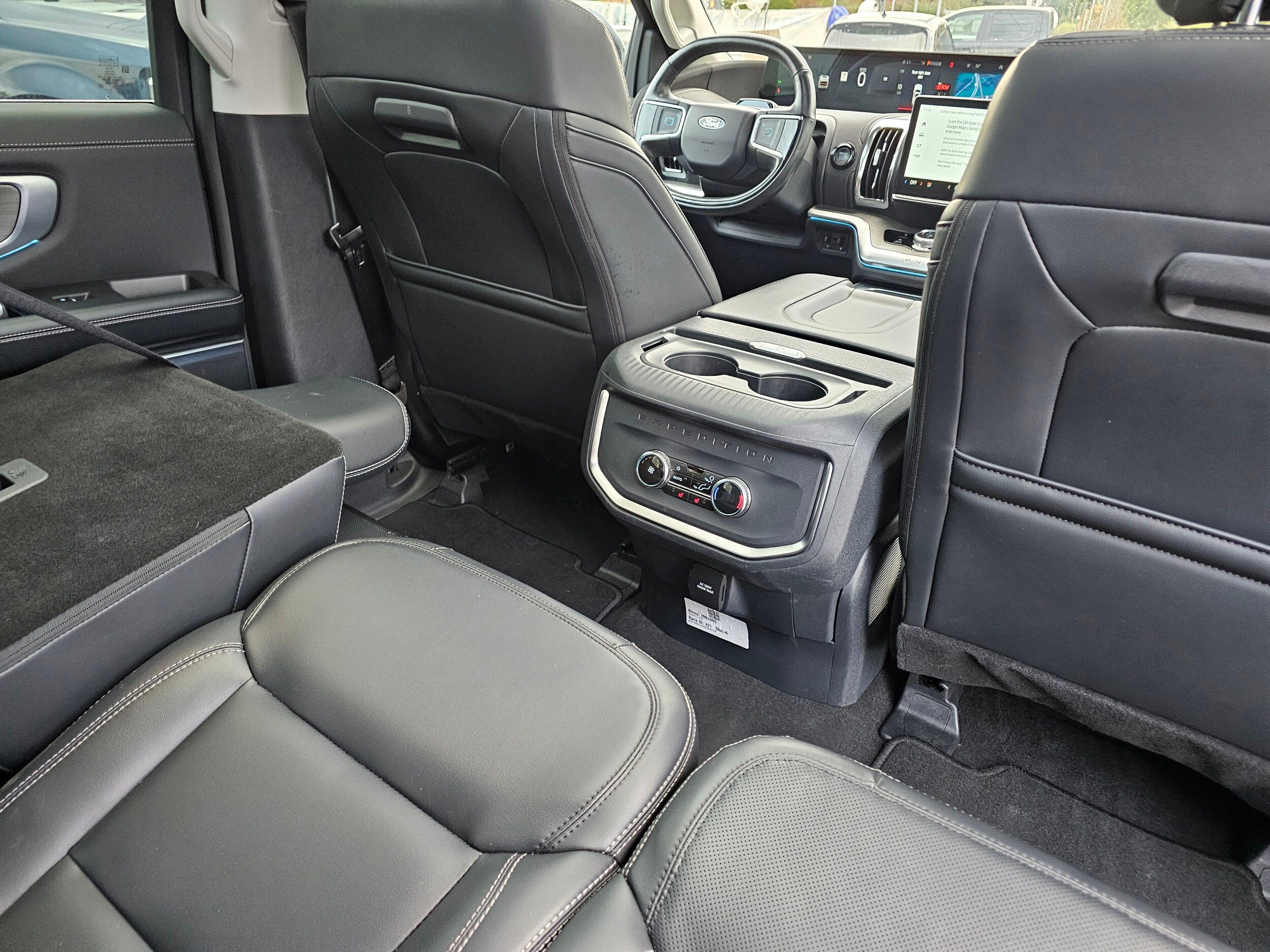 Certified 2025 Ford Expedition Max Platinum AWD/4WD image 16