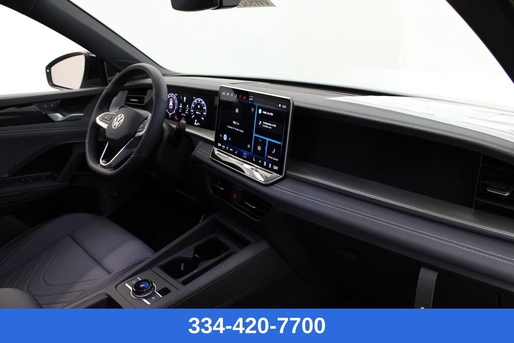 New 2026 Volkswagen Tiguan SE R-Line image 23