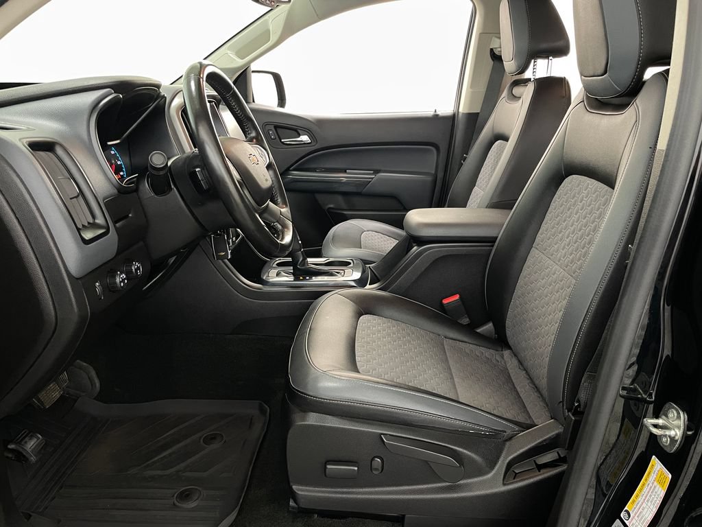 Used 2016 Chevrolet Colorado Z71 AWD/4WD image 7