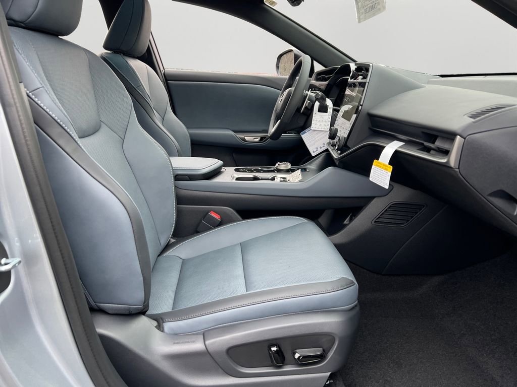New 2026 Lexus RZ 450e AWD image 5