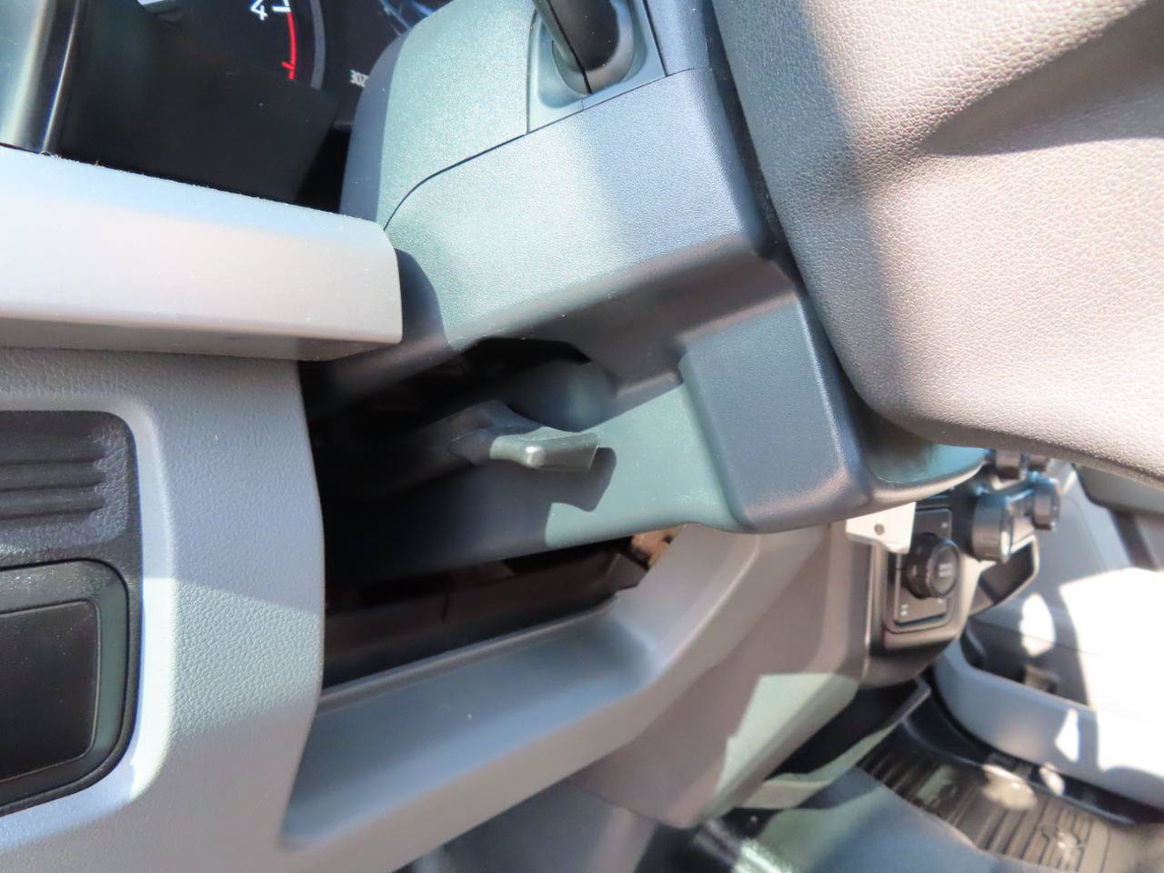 Used 2023 Ford F250 XL w/ 360-Degree Camera Package AWD/4WD image 30