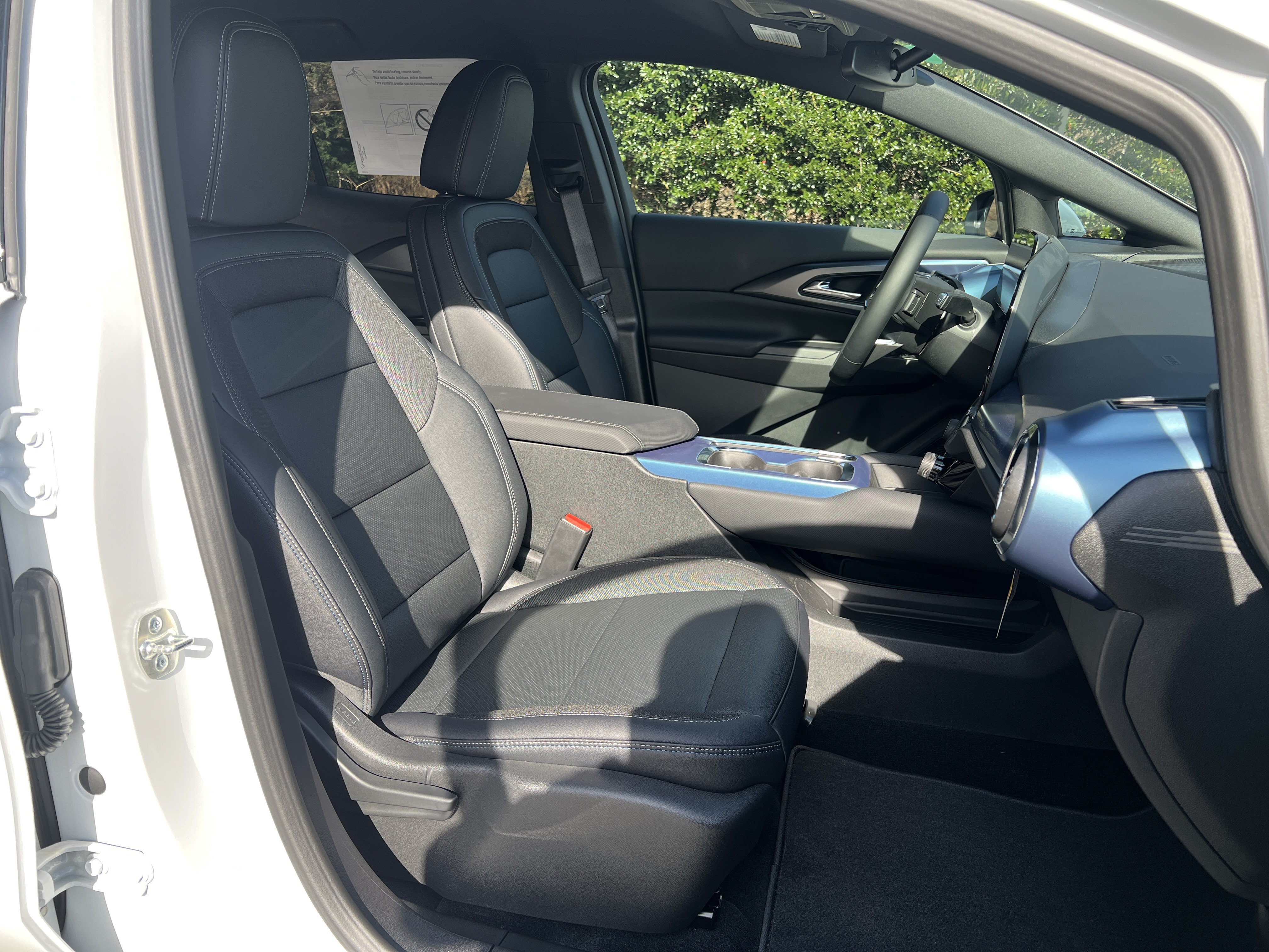 New 2026 Chevrolet Equinox EV LT AWD/4WD image 31