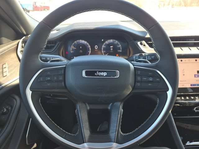 New 2026 Jeep Grand Cherokee Limited AWD/4WD image 18