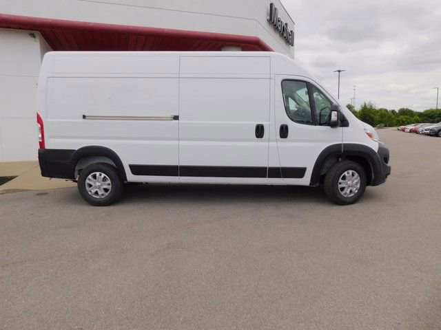 New 2024 RAM ProMaster 2500 w/ Quick Order Package 22G SLT image 10