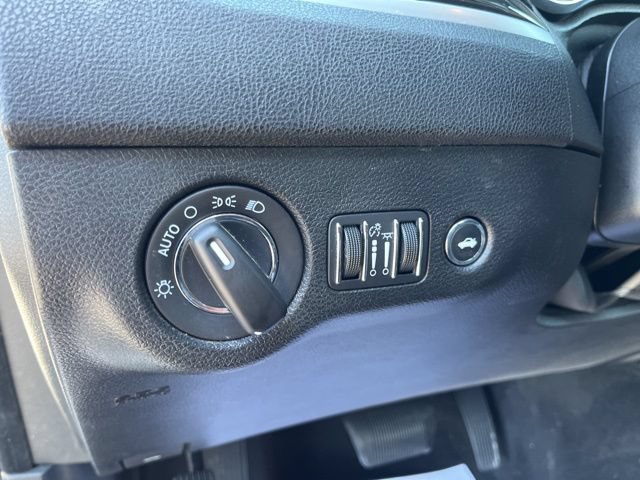 Used 2019 Chrysler 300 Touring L w/ Quick Order Package 22F RWD image 36