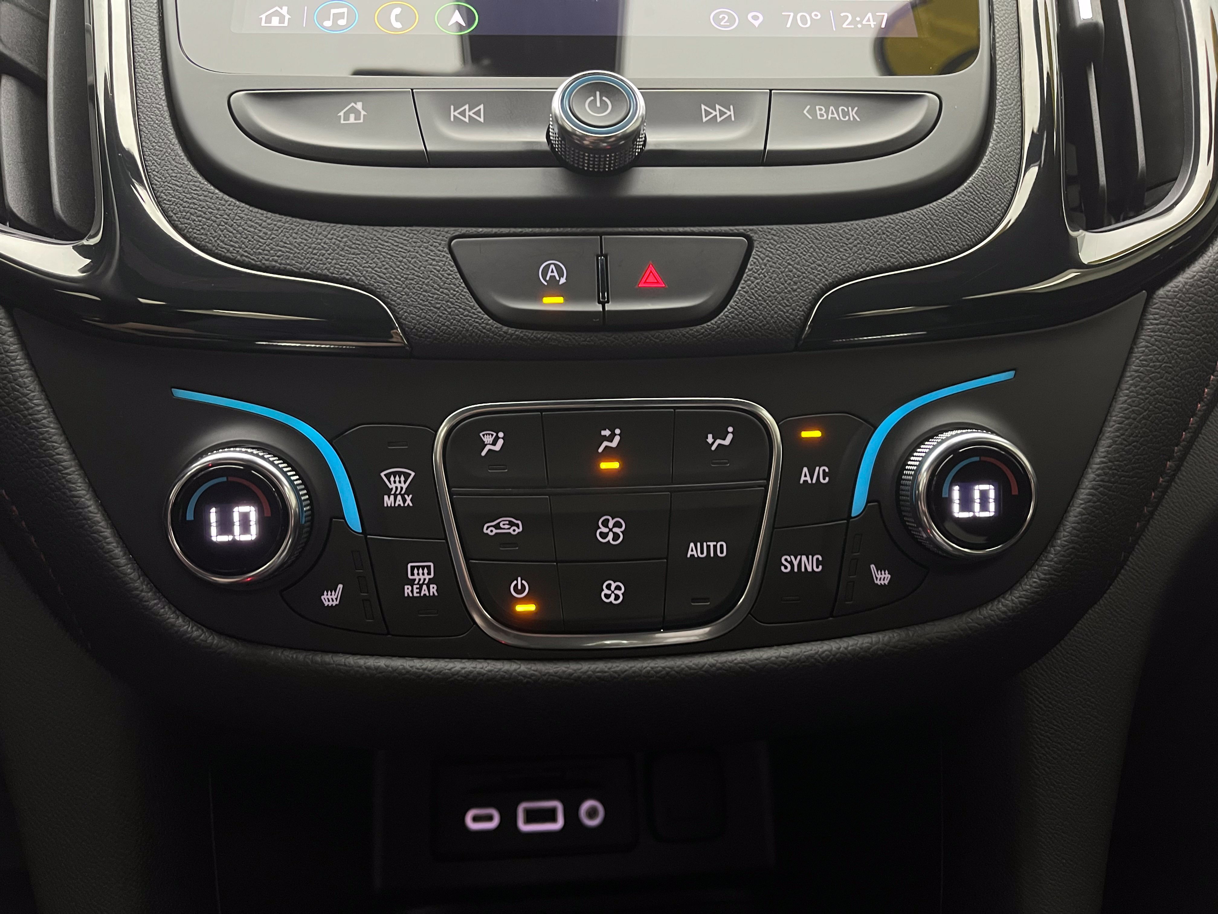 Used 2023 Chevrolet Equinox RS FWD image 29
