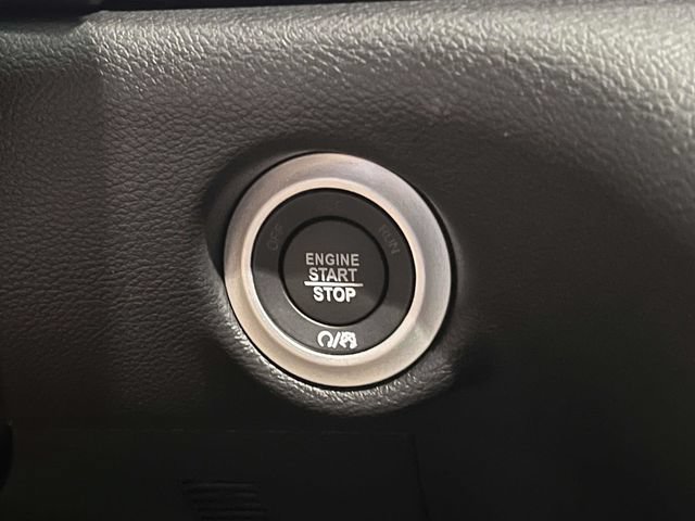 New 2027 Chrysler Pacifica Select FWD image 24