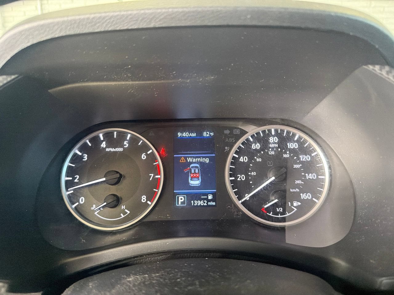 Used 2025 Nissan Sentra S FWD image 9