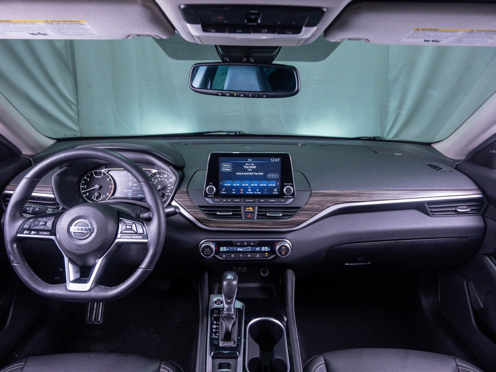 Used 2020 Nissan Altima 2.5 Platinum FWD image 12