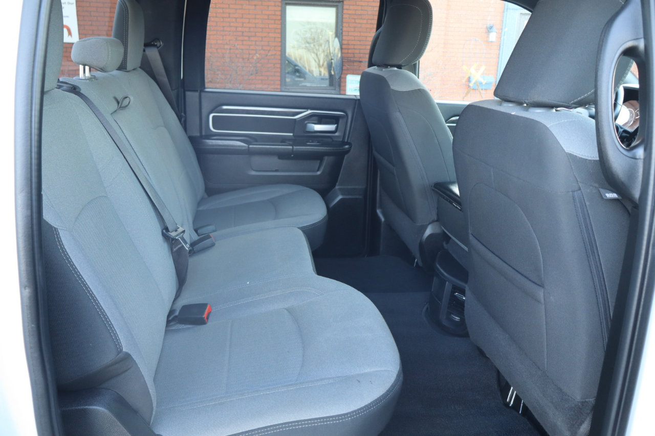 Used 2024 RAM 3500 Big Horn image 22