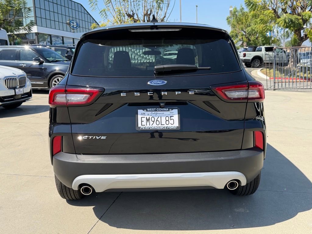 New 2025 Ford Escape Active FWD image 9