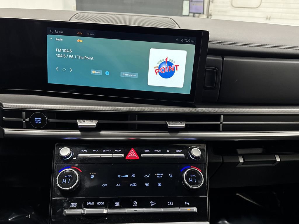 Used 2025 Hyundai Santa Fe XRT image 9