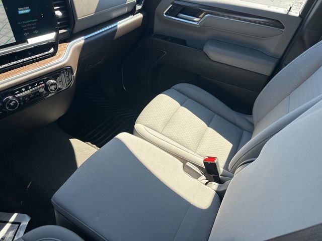 Used 2025 Chevrolet Silverado 1500 LT image 32