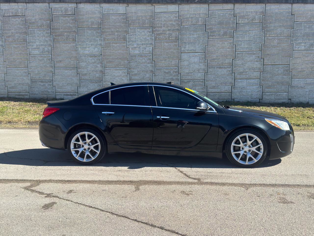 Used 2012 Buick Regal GS FWD image 5