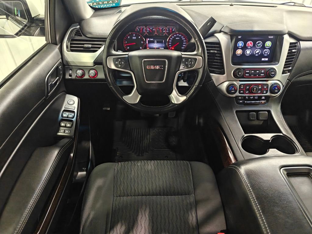 Used 2016 GMC Yukon XL SLE w/ Convenience Package image 4